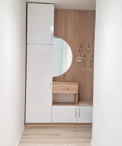 Blue Bay Front Uji Ftohte Apartment Vlore